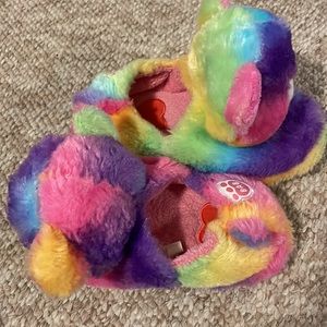 3/$15 girls bear slippers